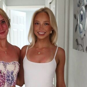 Meet your Posher, Bella